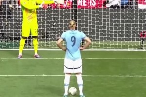 ??奧納納笑嘻嘻的跟哈蘭德玩心理戰(zhàn)！哈蘭德冷靜罰進(jìn)一笑而過！