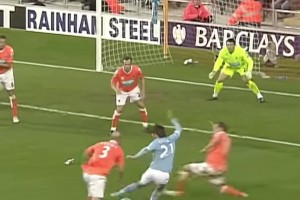 魔術(shù)般表演！大衛(wèi)-席爾瓦為曼城打入英超首粒進(jìn)球！