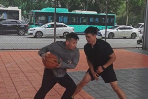 越來越看不懂了，該不會(huì)以后打籃球都不用運(yùn)球了吧??????