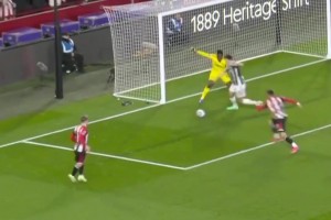 山東體育解說鄭晉：說點得罪人的話，王大雷該讓出主力位置了