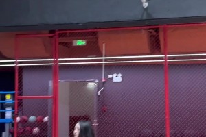 想領(lǐng)悟這套動(dòng)作的精髓，所以我看了一遍又一遍