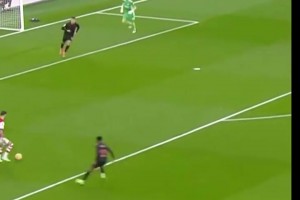 不可磨滅的印記！奧納納曼聯(lián)經(jīng)典時刻回顧！血壓上來了！