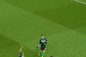 紅魔團(tuán)隊(duì)配合美妙的反擊！馬夏爾世界波終結(jié)！