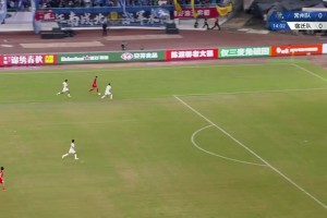 點(diǎn)贊??常州隊(duì)雖然這次反擊沒進(jìn)球，但是進(jìn)攻的思路很清晰