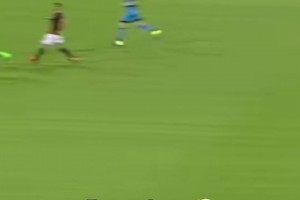 歐冠經(jīng)典進球！弗洛倫齊：最難忘對陣巴薩的中圈吊射！