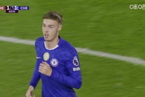 切爾西1-1扳平！恩佐傳中佩德羅頭球擺渡！帕爾默替補(bǔ)5分鐘破門！