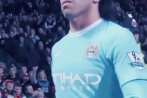 被視為叛將！在曼聯(lián)效力2年后，09年夏天特維斯轉(zhuǎn)會同城死敵曼城