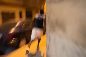 劉凱源和隊(duì)友在西班牙街頭比拼誰先到，融入得這么好真是少見??