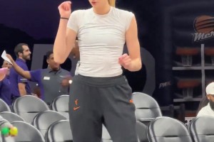 感受一下庫里教妹布林克的十頭身，有一說一真的和杜蘭特很配??