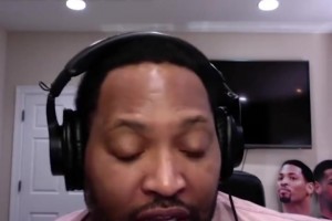 霍里談姚明傷?。捍驀?guó)際比賽沒時(shí)間康復(fù) 大體重讓身體不堪重負(fù)