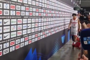 博主：多納魯馬當(dāng)年真是人菜嘴還犟，這白眼狼竟然不記得有失誤過(guò)