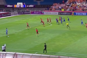 妙啊??高天意快發(fā)任意球助攻特謝拉破門，申花1-0領(lǐng)先