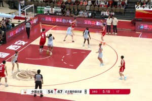 這個真無解！當張子宇在三秒?yún)^(qū)接到球，對手只能望球興嘆了