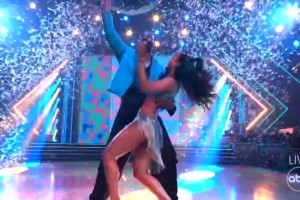 初代大胡子巴朗-戴維斯跨界參加《與星共舞》??這水平如何？