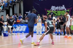 追夢(mèng)胯下變向接絲滑背轉(zhuǎn)身 手活也是非常細(xì)?。? >
                                        </div>
                                    </div>
                                                                        <div   id=