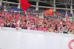 你敢想象這是賽后的觀眾席嗎？