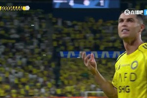 總裁梅開二度！科曼做球助攻C羅推射破門，攻入生涯第945球！