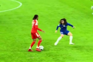 還記得這一幕嗎？索爾斯克亞“戰(zhàn)術犯規(guī)”拯救曼聯(lián)！