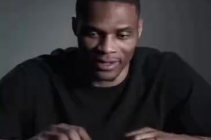 A史密斯談?wù)材匪?3和16冠軍：他得感謝波波維奇和蕭華！