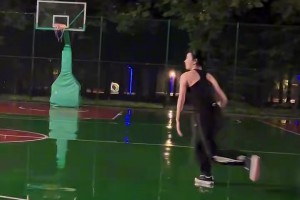 這大體格子！她要背打我可能真防不住啊┑(￣Д ￣)┍