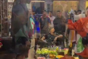 追夢中國行東北站拜訪趙本山，老爺子穿的這身很年輕啊??