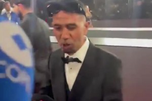 明年拿金球！亞馬爾的父親離場(chǎng)時(shí)告訴記者：明年是我們的！