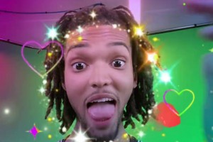 背后必有漢人指點??籃網(wǎng)扎威自拍抖音，這BGM+美顏太炸裂！