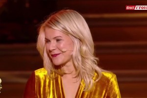 2018年首位奪得女性金球獎球員，當(dāng)場拒絕主持人讓表演電臀舞