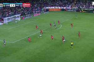 腳法+意識依然是頂級！J羅在墨超聯(lián)賽上演精彩助攻