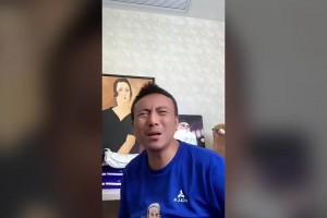 快氣哭了！武磊單刀摔倒讓毛劍卿上海話爆粗：XXX，哪能了？??