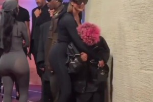 卡戴珊家的人身材太出格了，遠(yuǎn)遠(yuǎn)就能認(rèn)出來