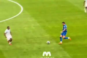 真降維打擊！曾經(jīng)的世一左特奧后場拿球狂帶60米一條龍破門！