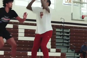 “ 現(xiàn)役唯一的古典分位 ”德羅贊 他的打球方式你喜歡嘛？