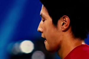 一戰(zhàn)成名！當年李剛?cè)蕦﹃嚮蜀R連過數(shù)人破門，閃耀全場！