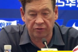 斯盧茨基:每次進(jìn)攻都有威脅，這場(chǎng)勝利實(shí)至名歸！