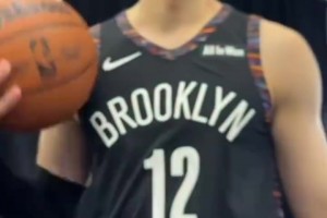 籃網最新訓練：曾凡博快攻秀炸扣??全力沖擊雙向合同