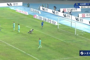 【集錦】江蘇聯(lián)-連云港1-0鎮(zhèn)江 嵇皓翔單刀沉穩(wěn)破門