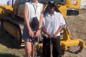 劍指總冠軍！雷迪克談東契奇：他給自己建立了新標(biāo)準(zhǔn)，他非常興奮