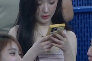 打幾分？中超場(chǎng)邊美女球迷，有沒有讓你心動(dòng)??