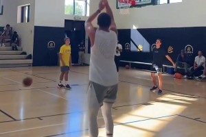 因禍得福？杰威休賽期左手特訓(xùn)！新賽季技術(shù)大成！