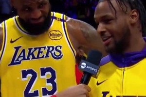 前有NBA詹姆斯父子同臺競技，后有村BA孫蓉母女同場執(zhí)裁！