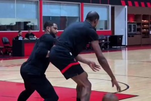 杜蘭特最新訓(xùn)練視頻 這跳投看著真能讓對(duì)手絕望