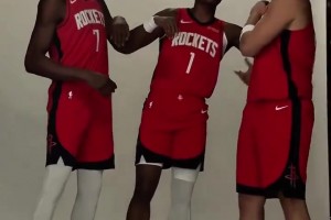 阿杜讓阿門C位！火箭媒體日 阿門+申京+杜蘭特三巨頭終于合體