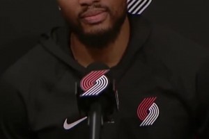 得到球隊老大認(rèn)可了??利拉德：楊瀚森真的很會打球?。。? >
                                        </div>
                                    </div>
                                                                        <div   id=