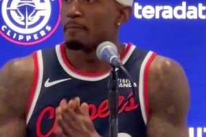 上季得分王+MVP+FMVP！亞歷山大拍攝新賽季定妝照