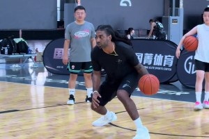 在梅奧的指導下，相信遼籃會涌出一批了不起的后衛(wèi)??