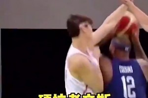 王哲林硬剛考辛斯對比易建聯(lián)硬剛加索爾，誰的力量更強？