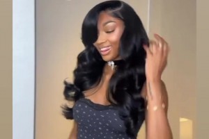 性感黑妹！安吉爾-里斯的穿衣風(fēng)格真是愈發(fā)大膽??