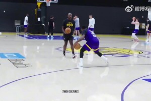 三年前還是DPOY！斯瑪特會是湖人后衛(wèi)線防守的答案嗎？