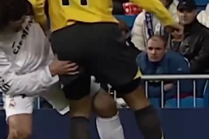 大帝護(hù)球與眾不同！亨利人球分過一條龍霸氣護(hù)球！